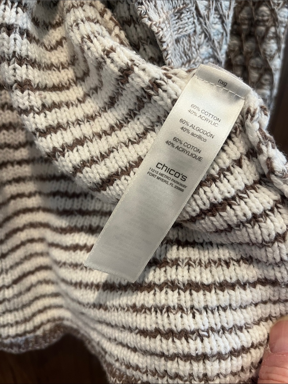 Chico’s Neutral Patterned Sweater - Picture 2 of 4